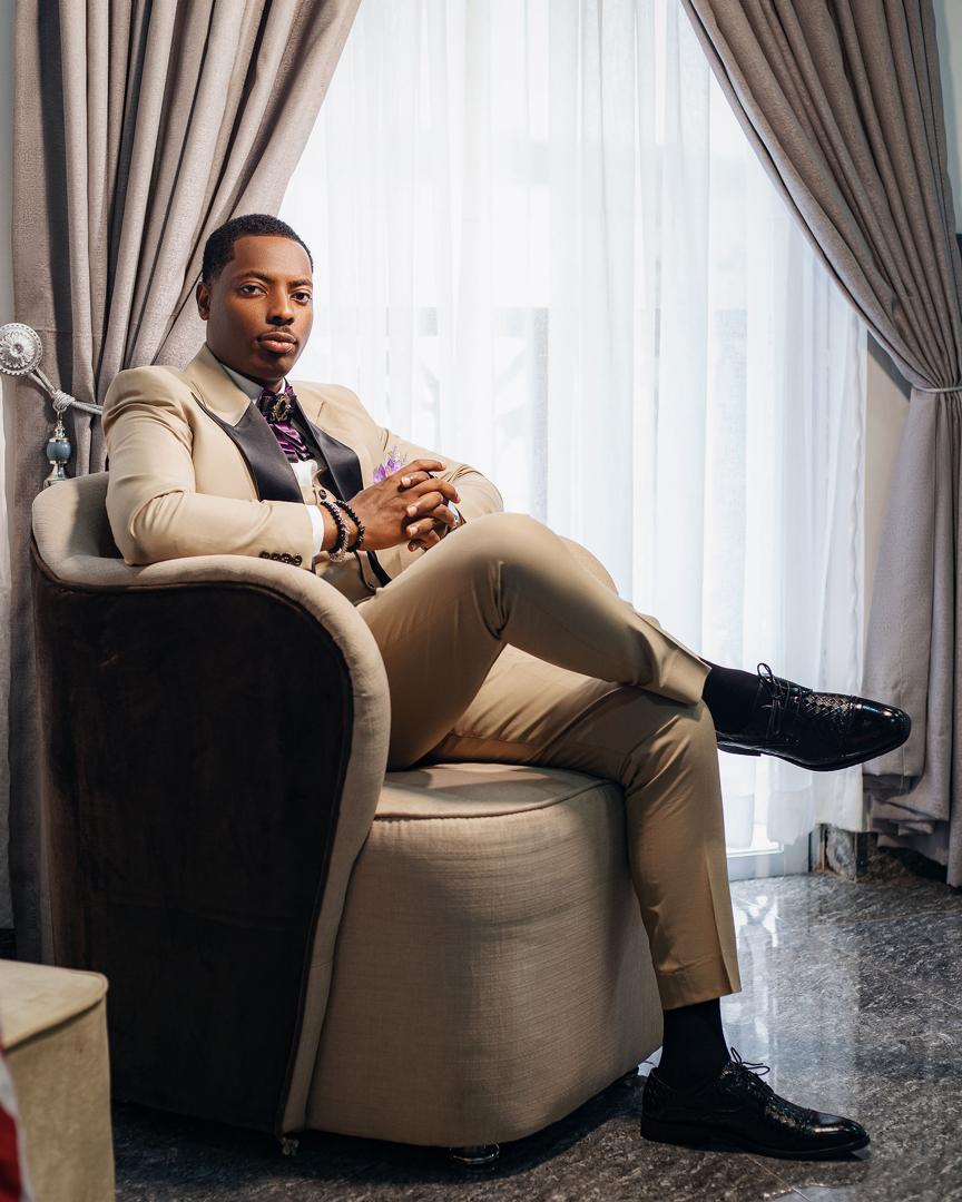 SAMSON LAWRENCE SUITS